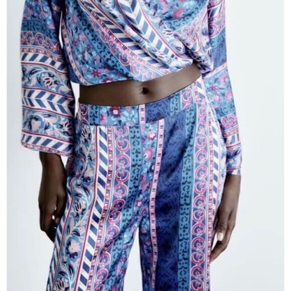 NWT Zara Satin Effect High Waisted Wide Leg Printed Pants, Size Medium - Picture 9 of 16